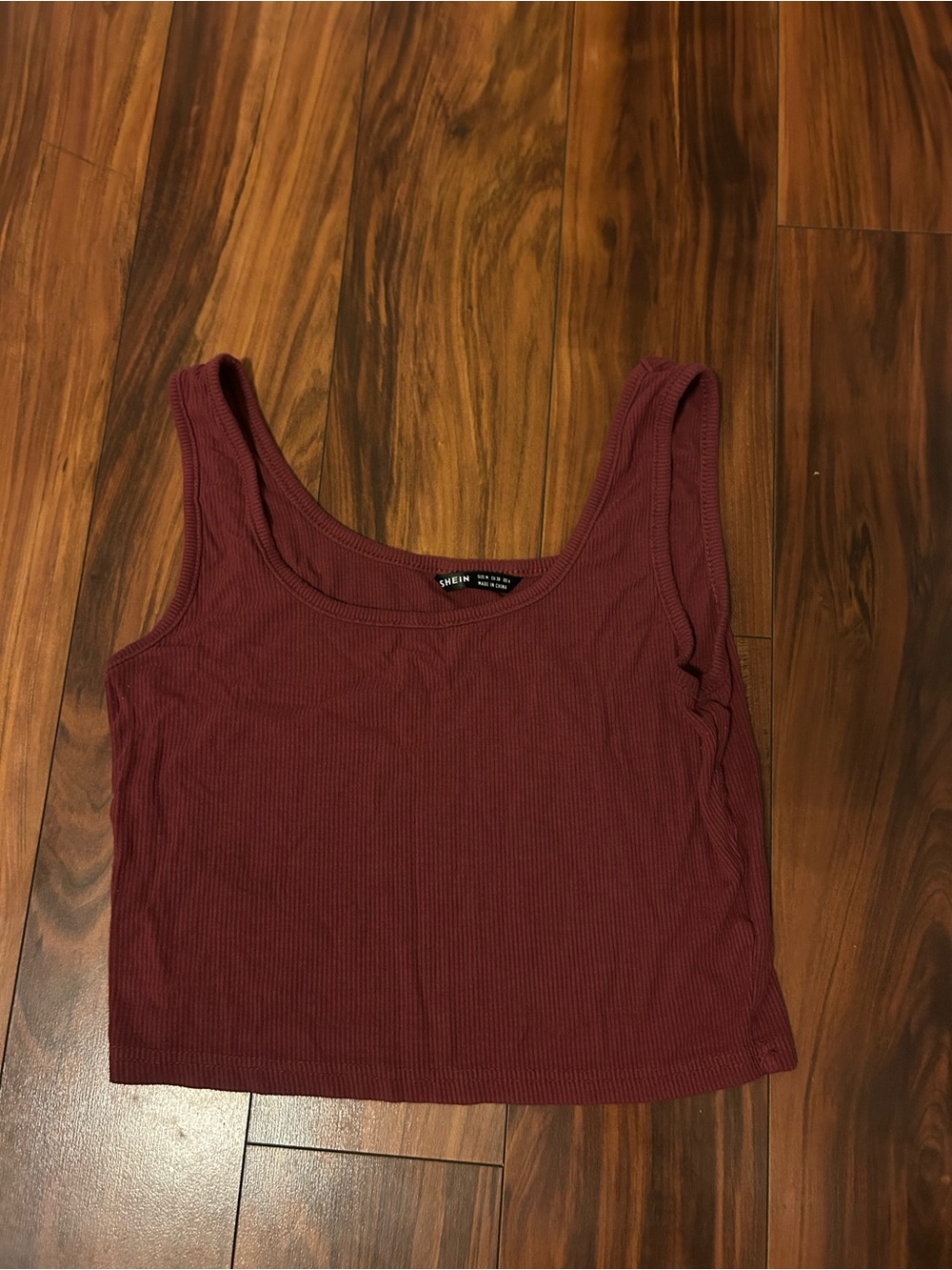 SHEIN Burgundy Ribbed Crop Tank